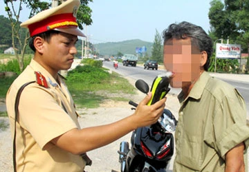 Không cho đo độ cồn: Phạt 5 triệu đồng ảnh 1