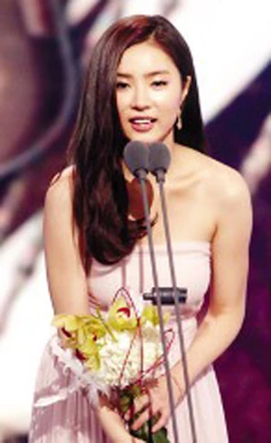 Shin Se-kyung: Ngôi sao truyền hình “hot” nhất Hàn Quốc 2010? ảnh 1