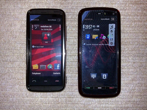 So sánh với đàn anh 5800 XpressMusic.