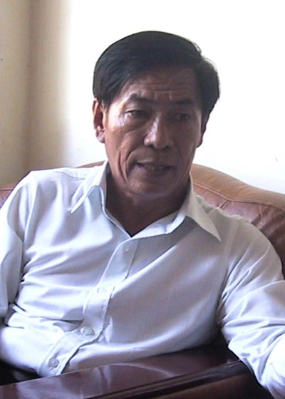 Nhà thơ Tạ Nghi Lễ.