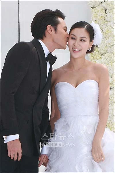 Hình ảnh đầu tiên về đám cưới Jang Dong Gun - Go So Young ảnh 12