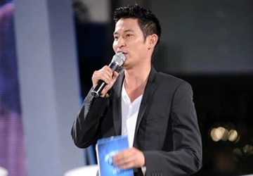 Huy Khánh làm MC Vietnam Idol 2012 ảnh 1