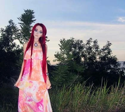 Phát sốt với gương mặt "hoạt hình" của cô gái Ukraine ảnh 5