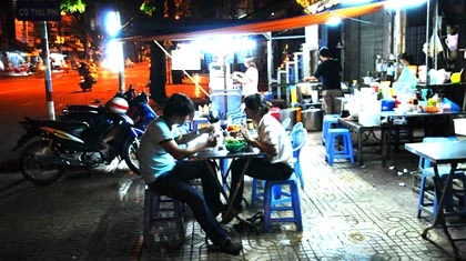 Đề xuất 112 đường không được kinh doanh trên vỉa hè ảnh 2