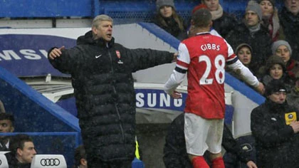 Wenger lại chỉ trích trọng tài “không có mắt” ảnh 1