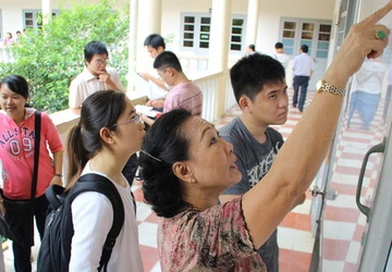 Sốt ruột vì chưa nhận được giấy báo điểm ảnh 1