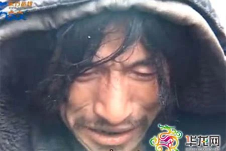 Cư dân mạng phát sốt vì "hot boy" ăn mày ảnh 5