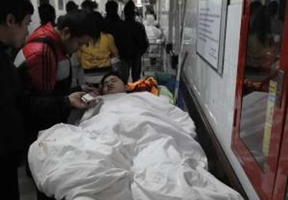 Nổ súng cướp tiệm cầm đồ, một nạn nhân cấp cứu ảnh 1 Nổ súng cướp tiệm cầm đồ, một nạn nhân cấp cứu ảnh 1