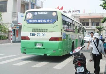 Ga Sài Gòn tẩy chay xe buýt ảnh 1 Ga Sài Gòn tẩy chay xe buýt ảnh 1