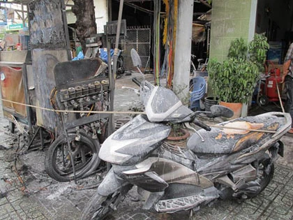 Nổ cây xăng gây cháy lớn, 1 cháu bé tử vong ảnh 3