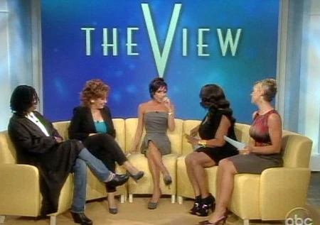 Victoria Beckham vẫn tin mình hấp dẫn trong mắt chồng ảnh 2 Victoria Beckham vẫn tin mình hấp dẫn trong mắt chồng ảnh 2