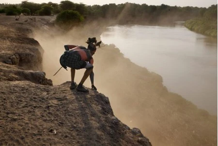 Bộ lạc nguyên thủy cuối cùng ở châu Phi ảnh 2 Bộ lạc nguyên thủy cuối cùng ở châu Phi ảnh 2