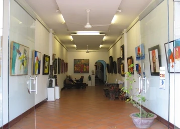 Gallery Tự Do