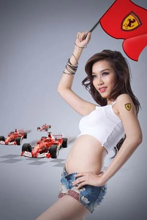 Điện thoại Ferrari trình làng với bộ ảnh 'hot' ảnh 2