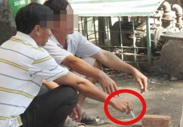 Bất chấp lệnh cấm ảnh 2 Bất chấp lệnh cấm ảnh 2