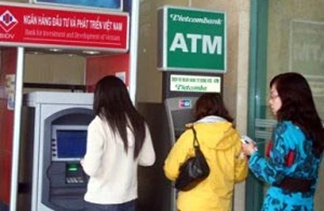 Khắc phục xong 152 máy ATM rò điện ảnh 1