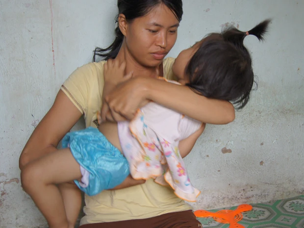 Có hay không bảo mẫu dùng thuốc ngủ để giữ trẻ? ảnh 1