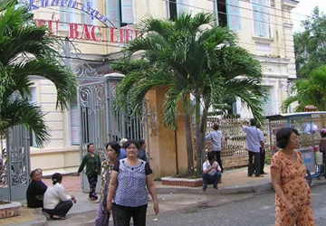 Bát nháo nhà công tử Bạc Liêu ảnh 1