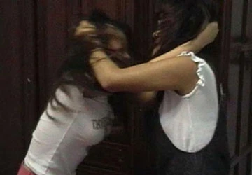 Ghen mất khôn - Bài 1: Cơn ghen bạo liệt tuổi học trò ảnh 1