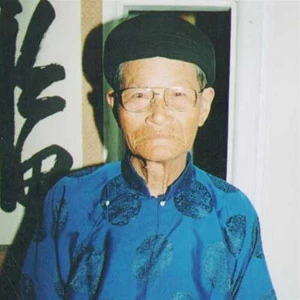 Nghệ sĩ ưu tú - Nghệ nhân dân gian Trần Kích.