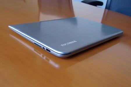 Toshiba ra mắt ultrabook cao cấp màn hình siêu nét ảnh 5