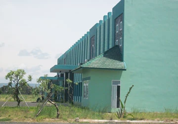 Tranh thủ xây kho thuốc trên đất bệnh viện ảnh 1