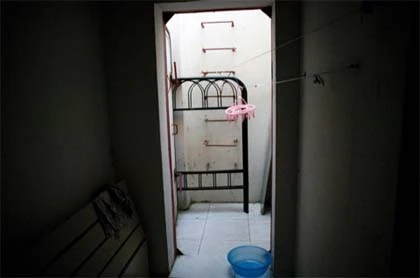 Cuộc sống dưới lòng đất ở Bắc Kinh ảnh 2 Cuộc sống dưới lòng đất ở Bắc Kinh ảnh 2