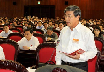 Khiếu nại đất đai tăng do... cán bộ! ảnh 1 Khiếu nại đất đai tăng do... cán bộ! ảnh 1