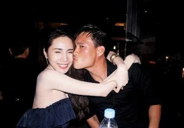 Thủy Tiên - Công Vinh: Vừa hôn vừa diễn ảnh 1