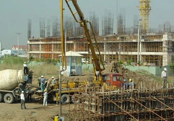 Nộp tiền để tồn tại: Không dễ ảnh 1