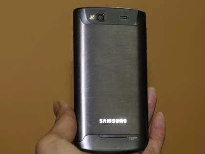 Cận cảnh điện thoại Samsung Bada cao cấp nhất ở VN ảnh 2