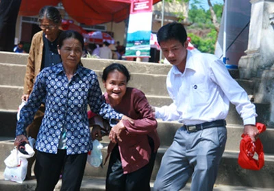 “Cuộc sống không nỗi đau” đến với người dân xứ Nghệ ảnh 2