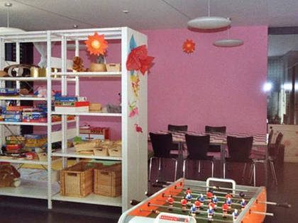 Xây nhà tù “Barbie màu hồng” để hạ hỏa tù nhân ảnh 1