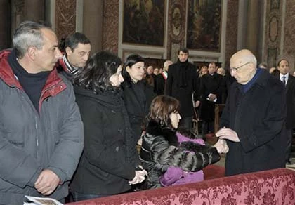 Hoa hồng tưởng nhớ nạn nhân "Titanic Italy" ảnh 1