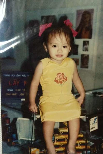 Ảnh "độc" của Hoa hậu Diễm Hương thời thơ ấu ảnh 2
