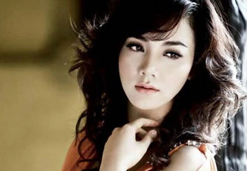 Trang Nhung bỏ sô ‘cấm phụ nữ đoan trang’ ảnh 1