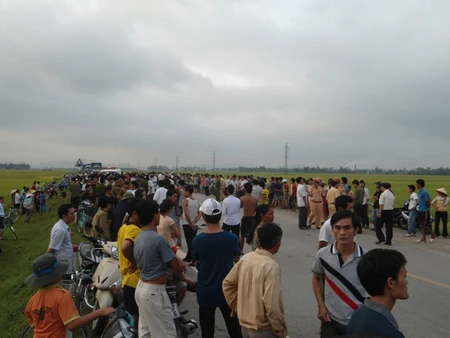 Hai trung úy hy sinh trên đường làm nhiệm vụ ảnh 6