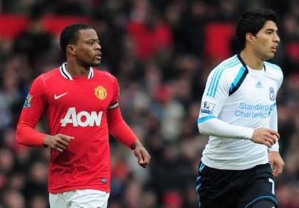 Vụ Suarez chối bắt tay Evra: M.U tha thứ cho Liverpool ảnh 1