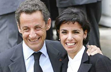 Xung quanh tin đồn về chuyện ngoại tình của vợ chồng Tổng thống Pháp ảnh 2 Xung quanh tin đồn về chuyện ngoại tình của vợ chồng Tổng thống Pháp ảnh 2