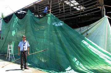 Cháy lớn trong khuôn viên siêu thị Big C Thăng Long ảnh 5