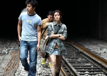 Từ "hầu gái" trở thành "nghệ sĩ quốc tế" ảnh 5