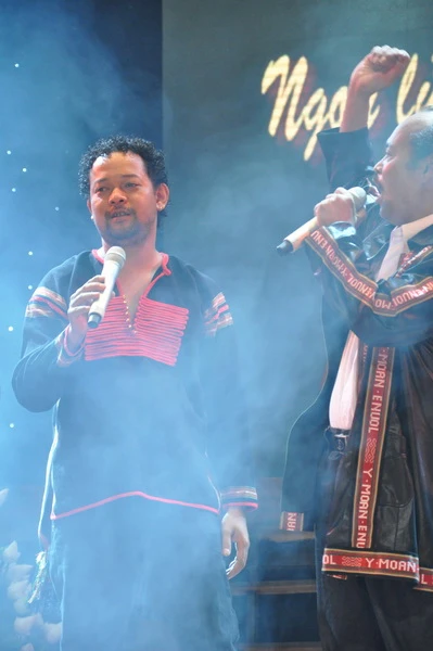 Ca sỹ Y Moan được đặc cách trao danh hiệu nghệ sỹ nhân dân ảnh 4