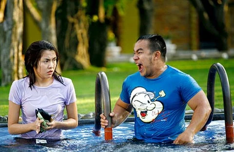 Hiếu Hiền và Tăng Thanh Hà trong phim "Bỗng dưng muốn khóc". Ảnh nhân vật cung cấp Hiếu Hiền và Tăng Thanh Hà trong phim "Bỗng dưng muốn khóc". Ảnh nhân vật cung cấp