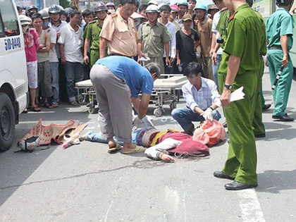 Trần ai nghề nhặt xác ảnh 1