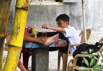 Báo động đỏ tình trạng hút thuốc ở trẻ em ảnh 2