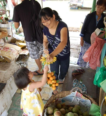 Cơn khát kỹ năng sống: Kẽ hở từ sự ôm ấp của gia đình ảnh 1