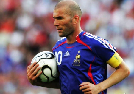 10 cầu thủ vĩ đại nhất lịch sử World Cup ảnh 5