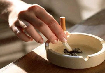 Để cai thuốc lá không bị tăng cân ảnh 1