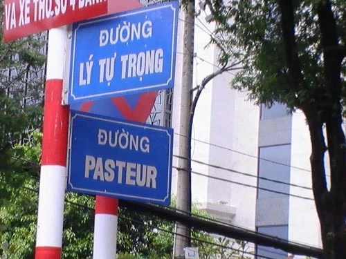 TPHCM sẽ thay biển báo tên đường ảnh 1