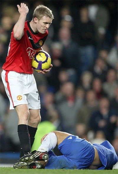 Những khoảnh khắc đẹp của Ngoại hạng Anh 2009-2010 ảnh 15